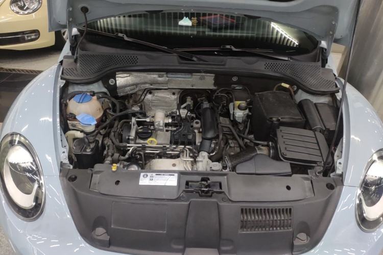 Used Volkswagen Beetle 2015 180TSI model Engine Bay