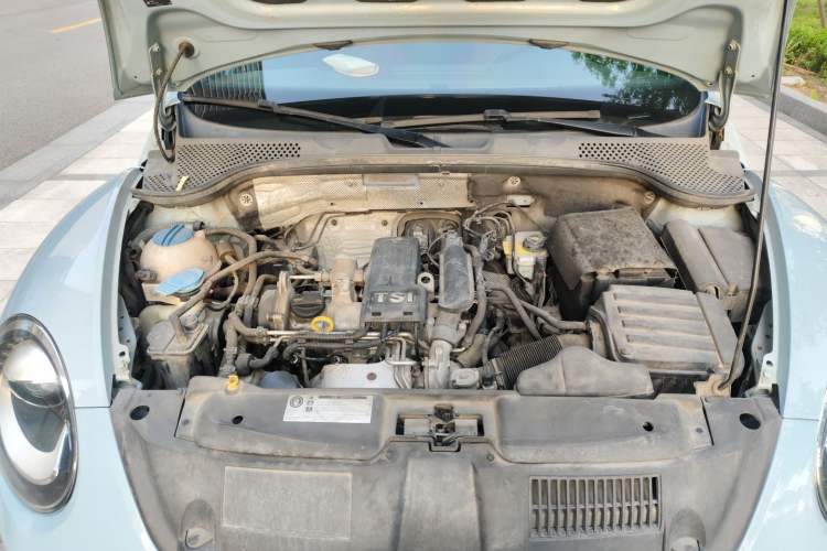 Used Volkswagen Beetle 2015 180TSI model Engine Bay