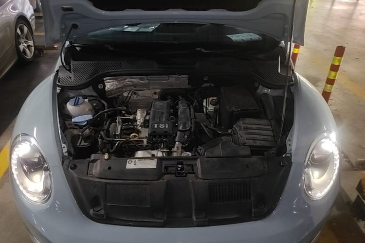 Used Volkswagen Beetle 2015 180TSI model Engine Bay