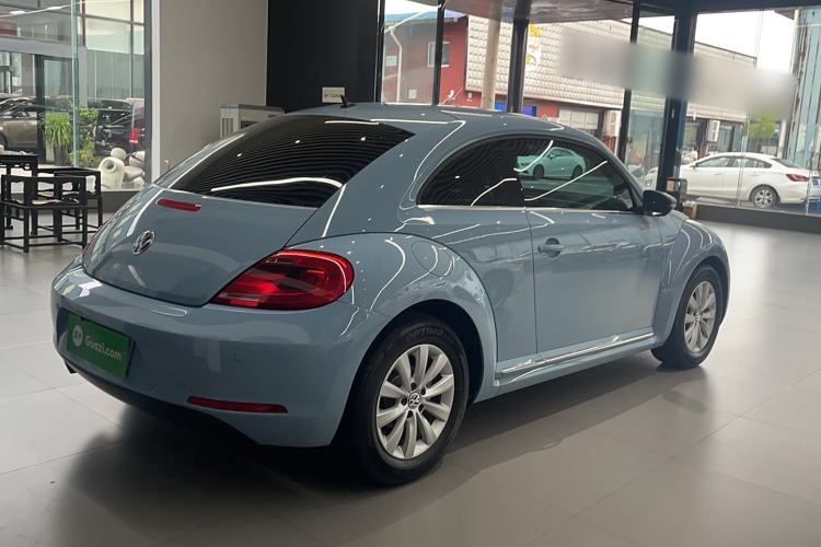 Used Volkswagen Beetle 2015 180TSI model Exterior 3
