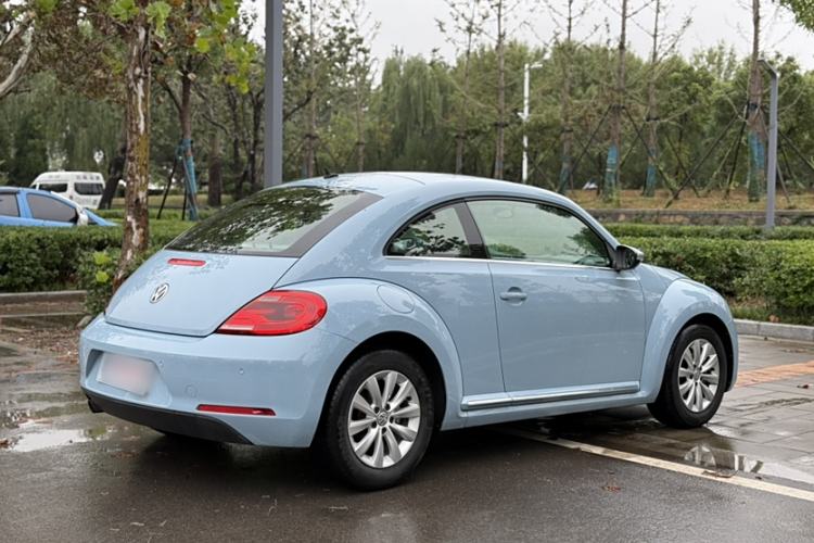 Used Volkswagen Beetle 2015 180TSI model Exterior 5