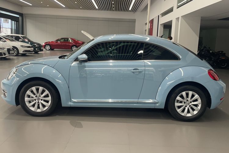Used Volkswagen Beetle 2015 180TSI model Exterior 5