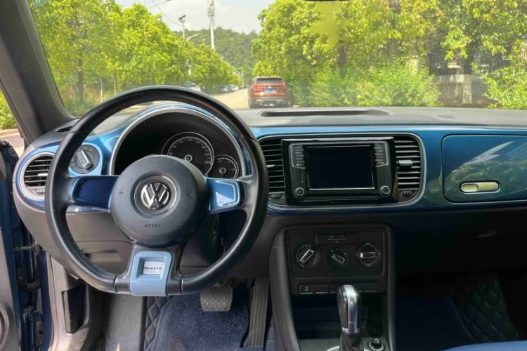 Used Volkswagen Beetle 2015 180TSI model Exterior 9