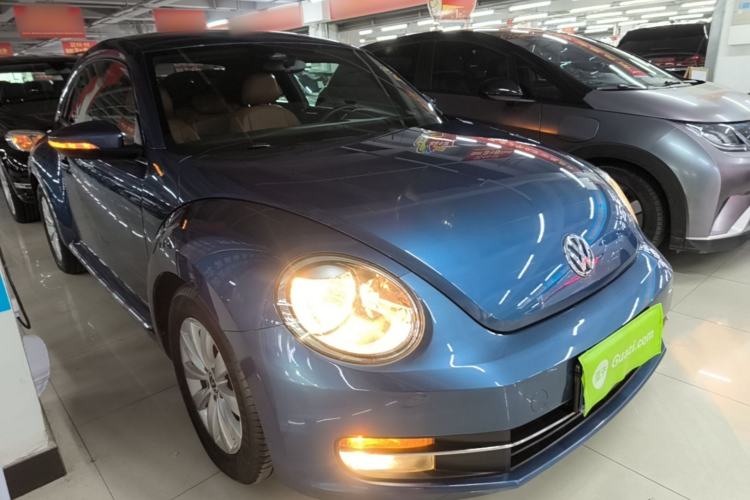 Used Volkswagen Beetle 2015 180TSI model Front Right 45 Deg