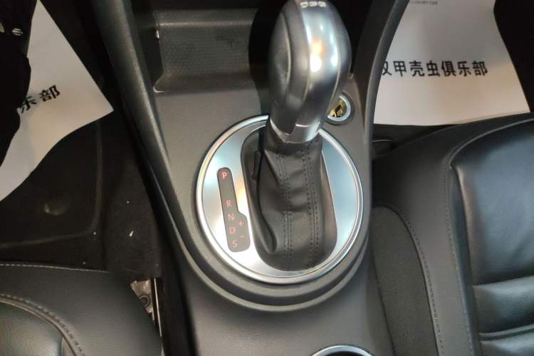 Used Volkswagen Beetle 2015 280TSI Gear Lever