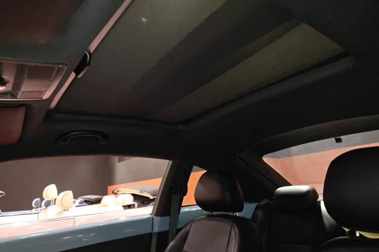 Used Volkswagen Beetle 2015 280TSI Headliner