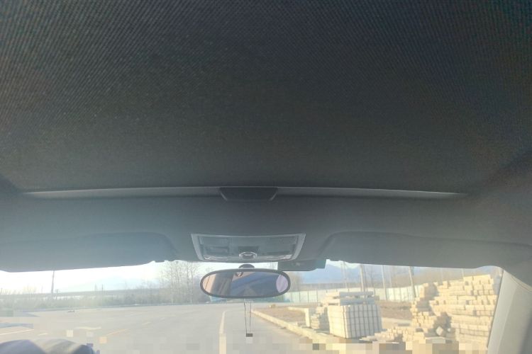 Used Volkswagen Beetle 2015 180TSI model Headliner