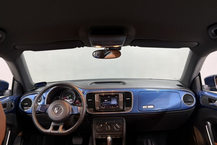 Used Volkswagen Beetle 2015 180TSI model Headliner