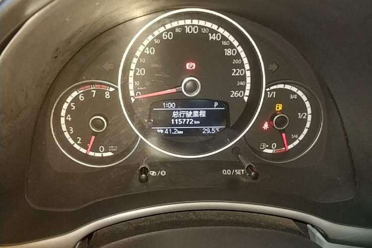 Used Volkswagen Beetle 2015 180TSI model Instrument Cluster