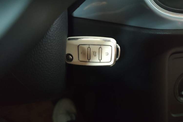 Used Volkswagen Beetle 2015 280TSI Interior 1