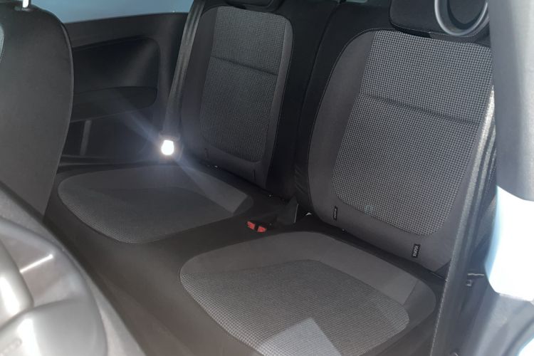 Used Volkswagen Beetle 2015 180TSI model Interior 1