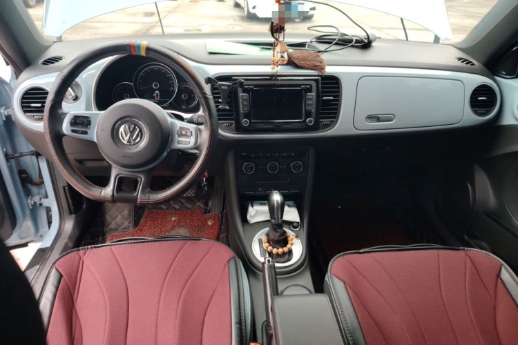 Used Volkswagen Beetle 2015 180TSI Convertible Edition Interior 2