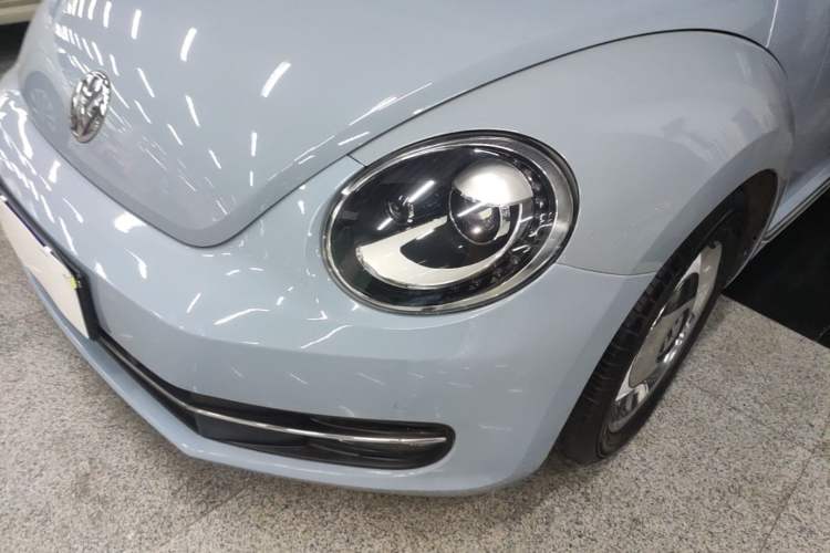 Used Volkswagen Beetle 2015 180TSI model Left Front Headlight