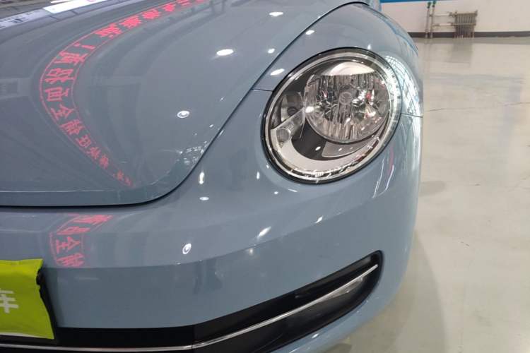 Used Volkswagen Beetle 2015 180TSI model Left Front Headlight