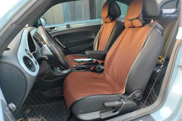 Used Volkswagen Beetle 2015 180TSI model Left Front Seat
