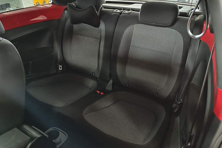 Used Volkswagen Beetle 2015 180TSI model Left Rear Seat