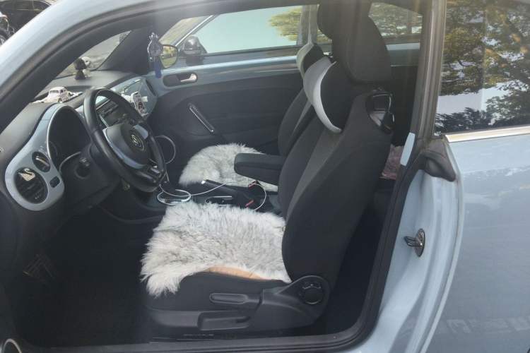 Used Volkswagen Beetle 2015 180TSI model Left Rear Seat