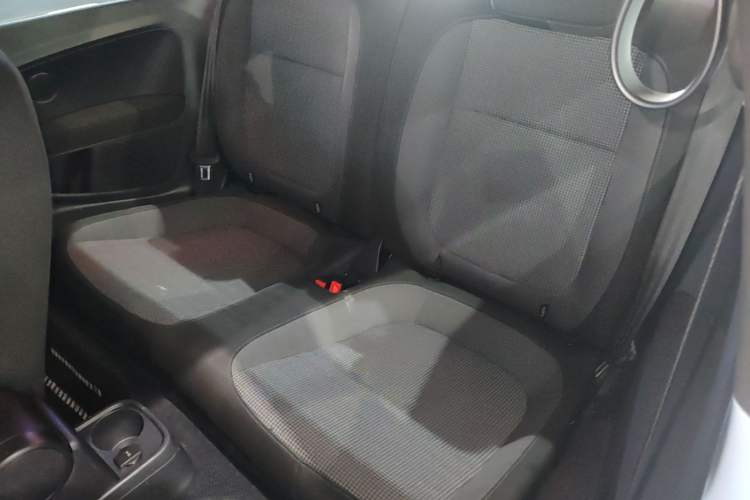 Used Volkswagen Beetle 2015 180TSI model Left Rear Seat