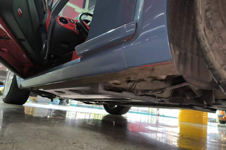 Used Volkswagen Beetle 2015 180TSI model Left Side Sill