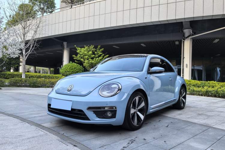 Used Volkswagen Beetle 2015 280TSI Guazi used car, China used car export, Used car for sale, Used  cars, Cheapest cars for sale