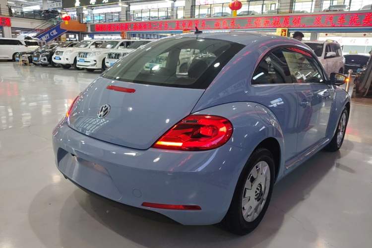 Used Volkswagen Beetle 2015 180TSI model Rear Right 45 Deg
