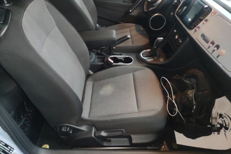 Used Volkswagen Beetle 2015 180TSI model Right Front Seat
