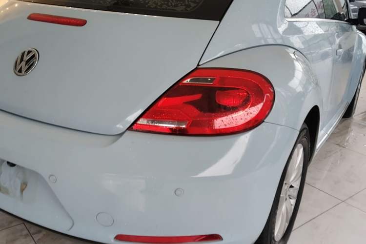 Used Volkswagen Beetle 2015 180TSI model Right Rear Taillight