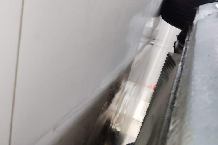Used Volkswagen Beetle 2015 180TSI model Right Side Sill