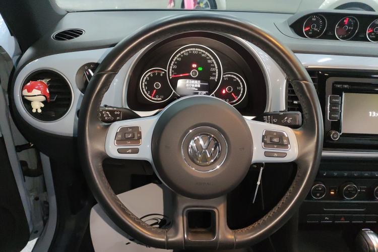 Used Volkswagen Beetle 2015 280TSI Steering Wheel
