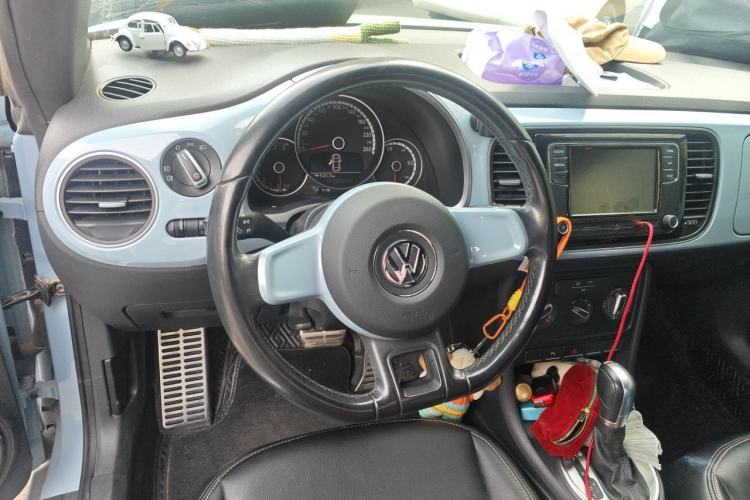 Used Volkswagen Beetle 2015 180TSI model Steering Wheel