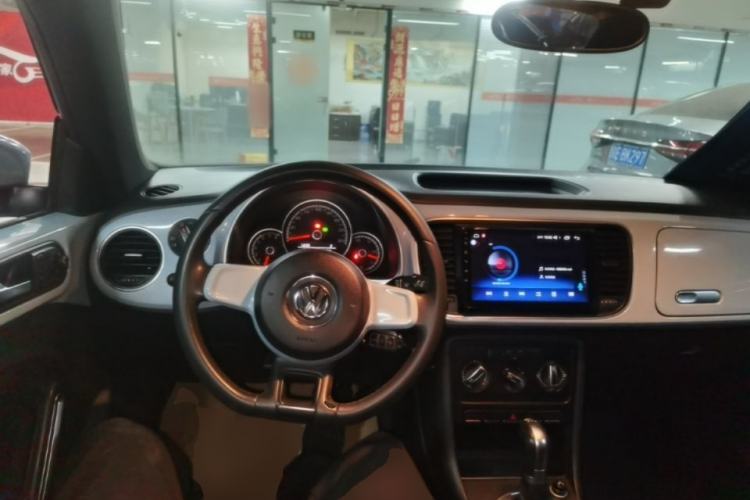 Used Volkswagen Beetle 2015 180TSI model Steering Wheel