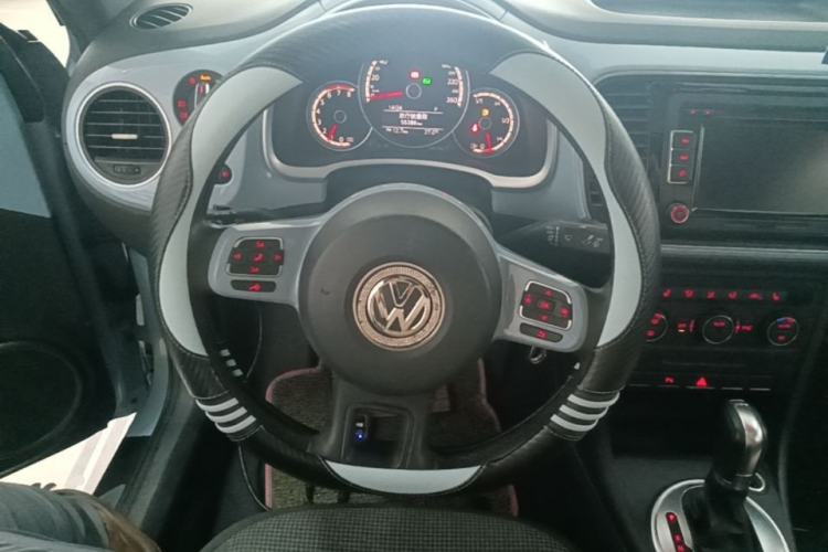 Used Volkswagen Beetle 2015 180TSI model Steering Wheel