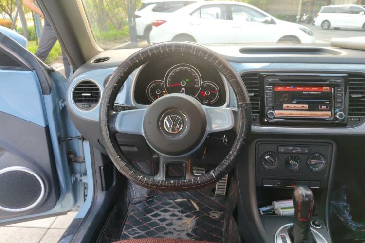 Used Volkswagen Beetle 2015 180TSI model Steering Wheel