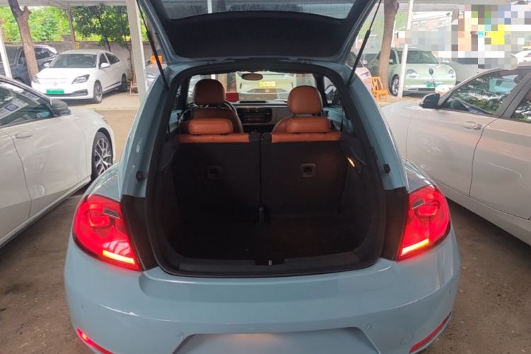 Used Volkswagen Beetle 2015 280TSI Trunk