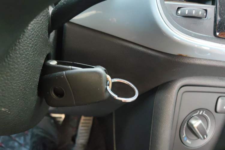 Used Volkswagen Beetle 2015 180TSI model Vehicle Key