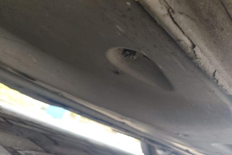 Used Volkswagen Beetle 2015 180TSI model Chassis Front Left