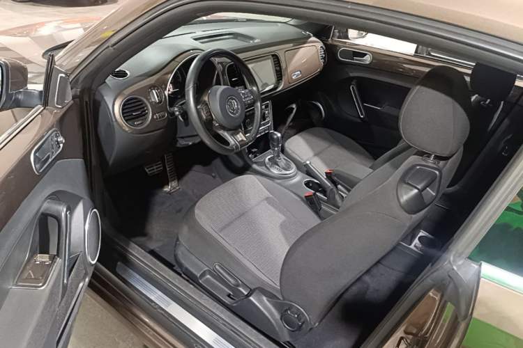 Used Volkswagen Beetle 2015 280TSI Driver Seat