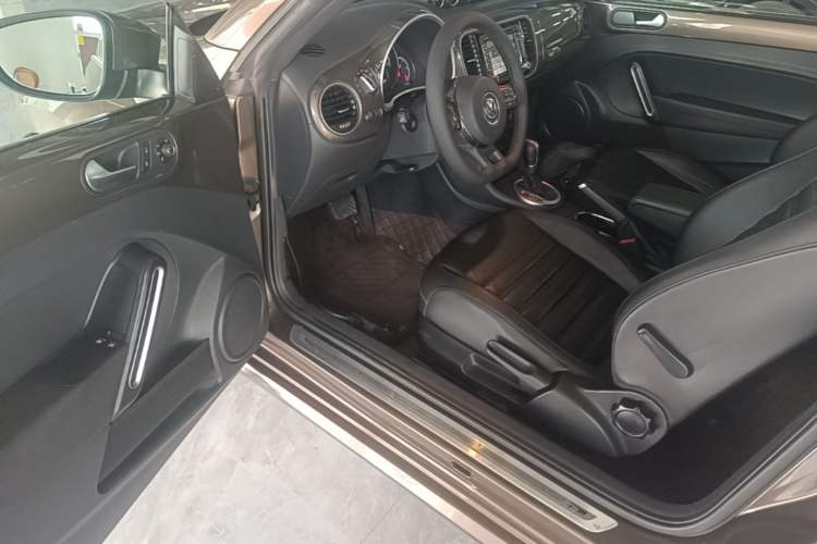 Used Volkswagen Beetle 2015 280TSI Driver Seat