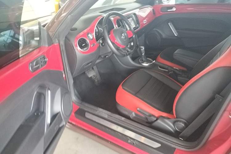 Used Volkswagen Beetle 2015 180TSI model Driver Seat