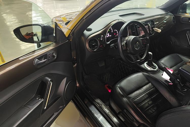Used Volkswagen Beetle 2015 180TSI model Driver Seat