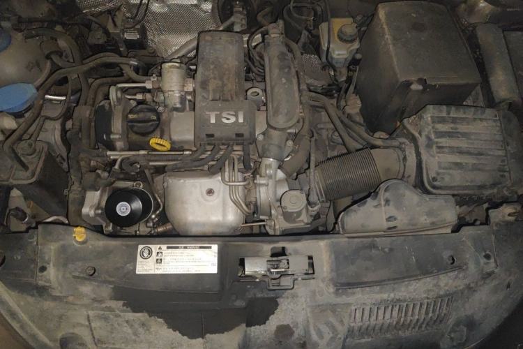 Used Volkswagen Beetle 2015 180TSI model Engine Bay