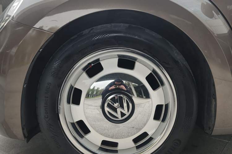 Used Volkswagen Beetle 2015 180TSI model Exterior 8