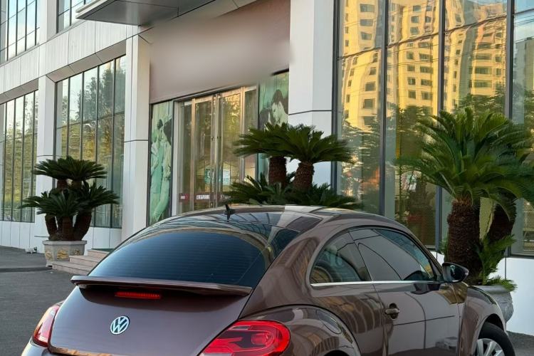 Used Volkswagen Beetle 2015 180TSI model Exterior 9