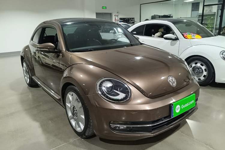 Used Volkswagen Beetle 2015 280TSI Front Right 45 Deg