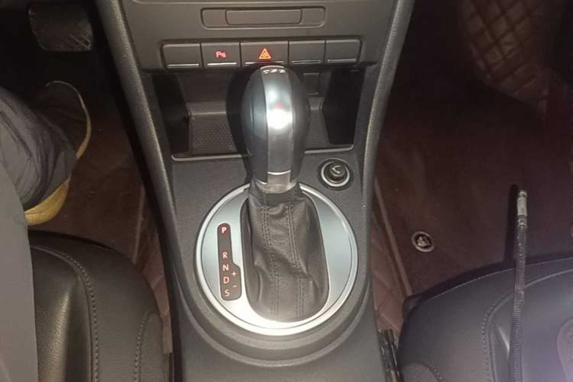 Used Volkswagen Beetle 2015 280TSI Gear Lever