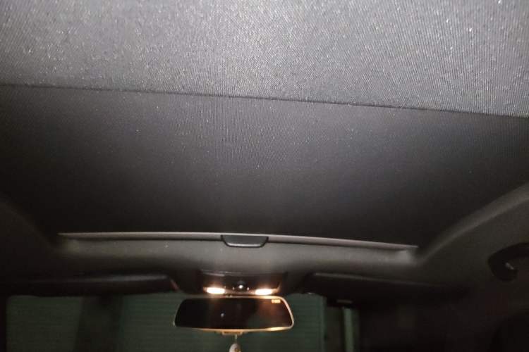 Used Volkswagen Beetle 2015 280TSI Headliner