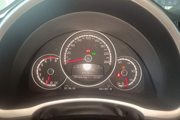 Used Volkswagen Beetle 2015 280TSI Instrument Cluster