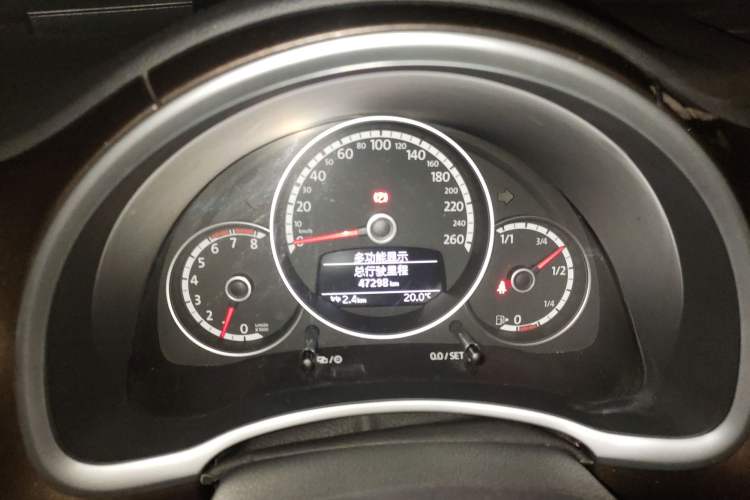 Used Volkswagen Beetle 2015 280TSI Instrument Cluster
