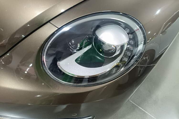 Used Volkswagen Beetle 2015 280TSI Left Front Headlight