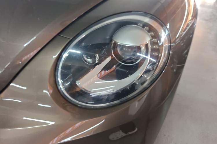 Used Volkswagen Beetle 2015 180TSI model Left Front Headlight